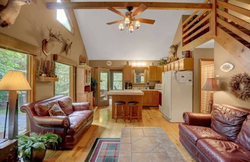 Huntingdon Chalet De Esquí | Wildwood Chalet -Raystown Lake Vacation Rentals, Aunt Susie's