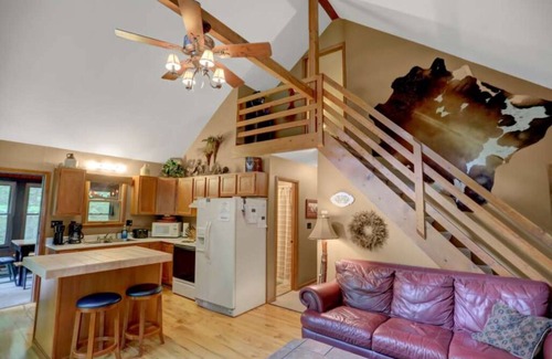 Huntingdon Chalet De Esquí | Wildwood Chalet -Raystown Lake Vacation Rentals, Aunt Susie's
