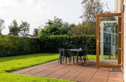 Onderdijk Chalet De Esquí | Wilgenroos Vakantiepark De Groote Vliet