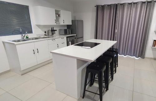 Greater Johannesburg Metropolitan Area Apartamento | Wilgespruit Manor Flat