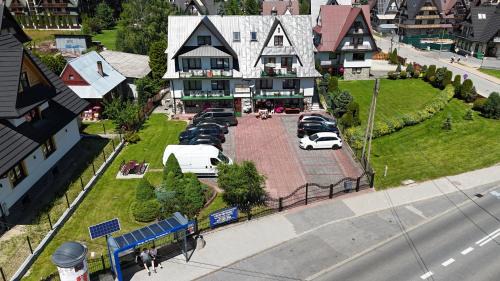 Zakopane Casa | Willa SLAVITA pokoje 2 i 3os z łazienkami TV WiFi duży parking Pardałówka Zakopane