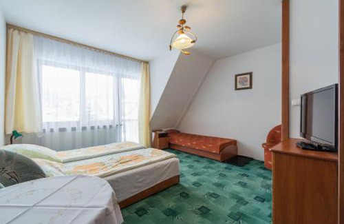 Zakopane Casa | Willa SLAVITA pokoje 2 i 3os z łazienkami TV WiFi duży parking Pardałówka Zakopane