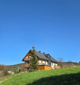 Stronie Slaskie Apartamento | Willa Sowia nowe apartamenty nad górskim potokiem zachwycający widok na góry