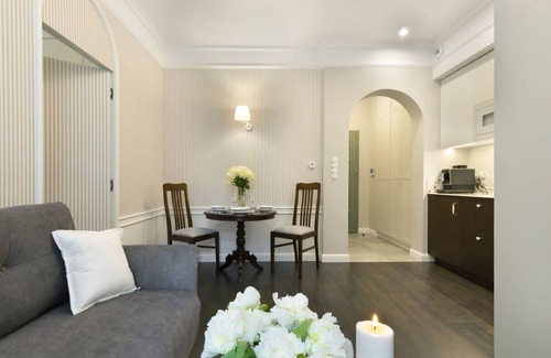 Kamienny Potok Apartamento | Willa Szwarc next to the beach apartment