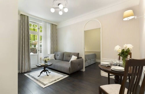 Kamienny Potok Apartamento | Willa Szwarc next to the beach apartment