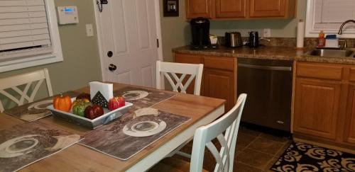Fayetteville Casa | Williamsburgh Place