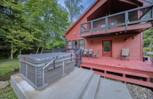 Swengel Casa | Willow Brook Getaway Hot Tub, Deck in Mifflinburg