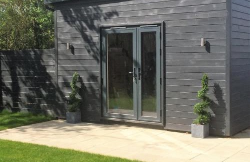 Fifield Casa | Willow Court Farm Studio South & Petting Farm, 8 mins from Legoland & Windsor, 15 mins from Lapland UK