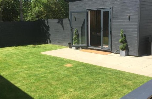 Fifield Casa | Willow Court Farm Studio South & Petting Farm, 8 mins from Legoland & Windsor, 15 mins from Lapland UK