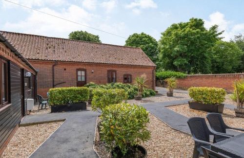 Wood Norton Casa | Willow