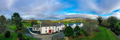 Limavady Casa | Willow House Bed & Breakfast and Orchard Studios Self Catering