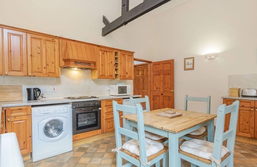 Foxley Casa | WILLOW, romantic, with a garden in Foulsham