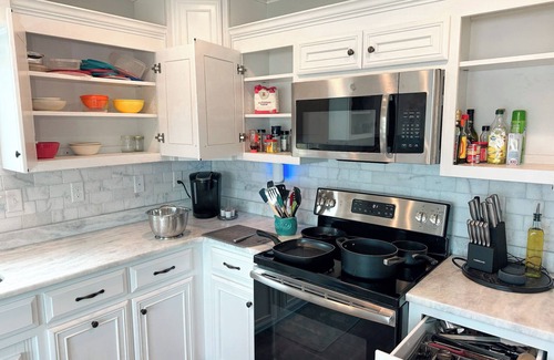 Hahira Casa | Willow Round Resort-5 min off I-75 w/ Lake Views!