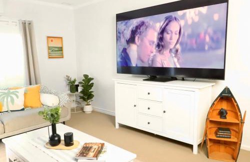 Batehaven Casa | Willow's Beach House