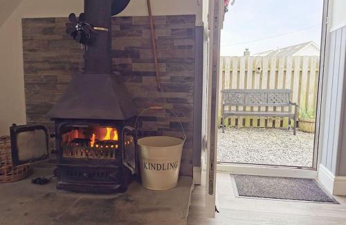 Trearddur Bay Casa | WILLOW SNUG - Trearddur Bay COSY apartment