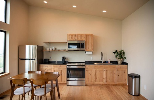Creston Cabina | Willowline Cabin #6