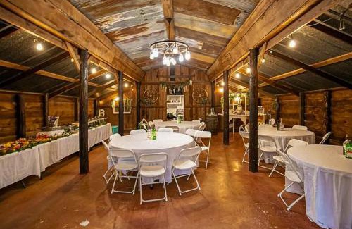 Wilmer Casa | Wilmer Farm House & Event Venue