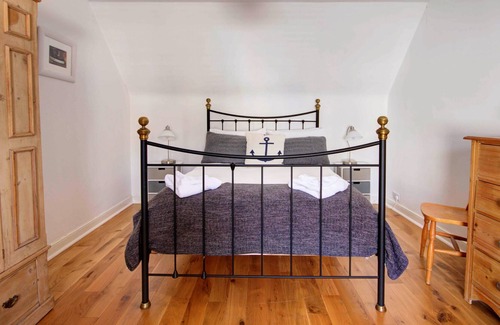 Golspie Cabaña | Wilson's - sleeps 6 guests in 3 bedrooms