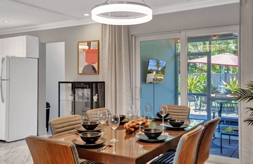 Oakland Park Casa | Wiltons Garden Getaway. Walk to Wilton Dr. BBQ