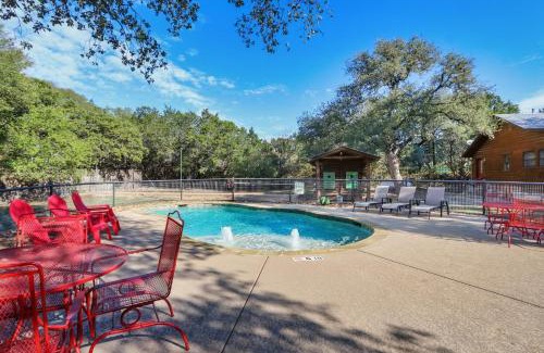 Wimberley Casa | Wimberley Log Cabins Resort and Suites- Unit 5
