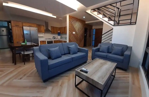Pili Apartamento | Winch Unit 4 ~ Near CWC Cable Park & Golf Course