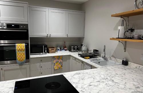 Winchester Casa | Winchester Luxury Home I Southdown View I Town Centre I 4BR3Bath I Free Parking