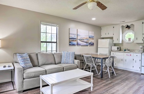 Winchester Cabina | Winchester Vacation Rental: Boater's Paradise