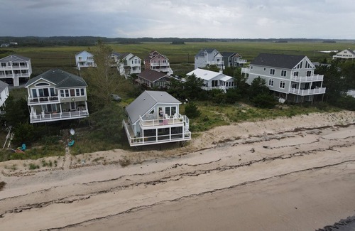 Bowers Beach Casa | Wind Song Getaway on the Beach