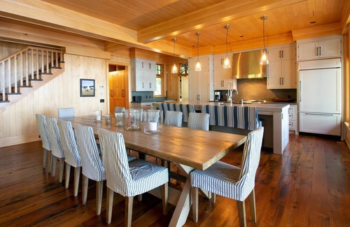 Windermere Cabaña | Windermere! South! Private! Wallsend is Muskoka Classic Luxury!