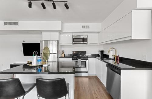 Brown and Stetson Business Casa | Windfield Condo In The Entertainment District