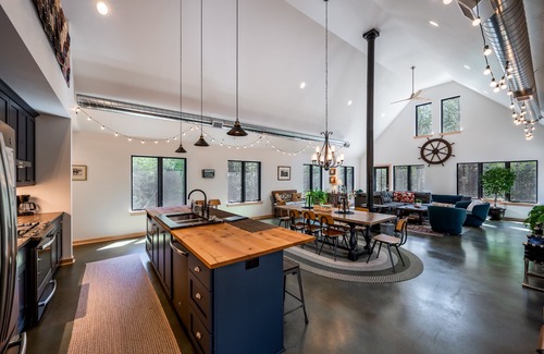 North Bay Casa | Winding Down - A Retreat on the "Quiet Side"
