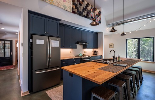 North Bay Casa | Winding Down - A Retreat on the "Quiet Side"