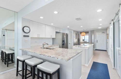 Crescent Beach Apartamento | Windjammer 403
