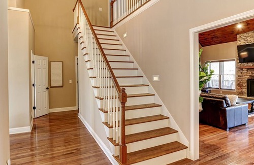 Big Canoe Casa | Windmill Cottage | Live in luxury with big screen TVs and great outdoor spaces!