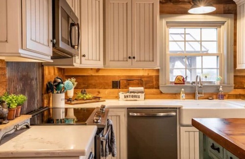 Elizabethtown Casa | Windmill Manor at Sunnyburn Farm