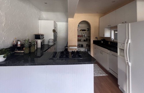 Idaho Springs Casa | Windows Huge, Light, Southern Facing, Hot-Tub on Deck, 5 Min. Walk Downtown