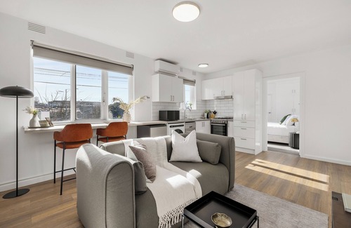 St Kilda Apartamento | Windsor Apartments by Urban Rest