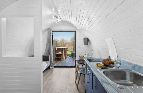 Yarley Casa | Windsor, Apple Tree Glamping, Nr Wells