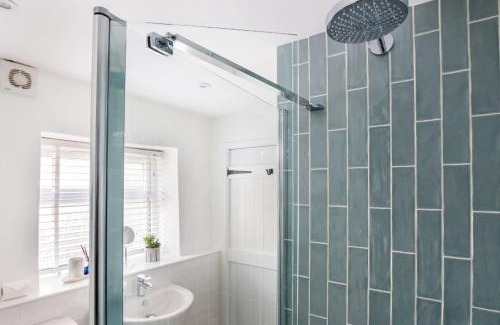 Chipping Norton Casa | Windsor Cottage - Bolthole in the heart of CN!