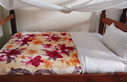 Pakwach Hotel | Windsor Hotel Pakwach