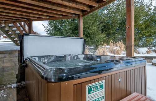 Thayerville Casa | Windsor House