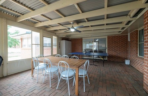 Dubbo Casa | Windsor - Large Entertaining Area, Family Retreat