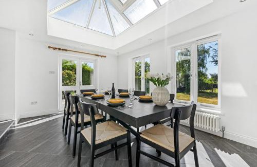 Olton Casa | Windsor Manor - Luxury 5-bed Retreat in Solihull