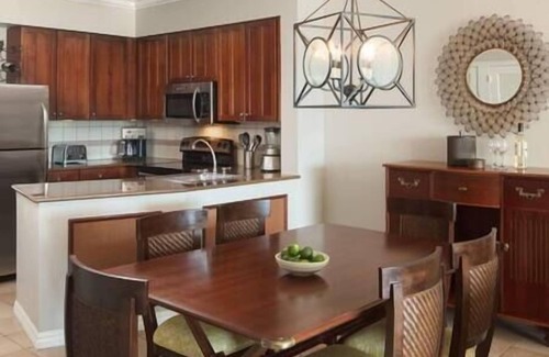 Key West Hotel | Windward Point Beachfront Resort, Hot Tub, Pool