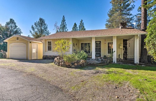 Shenandoah Valley Casa | Wine Country Escape with Hot Tub in River Pines!