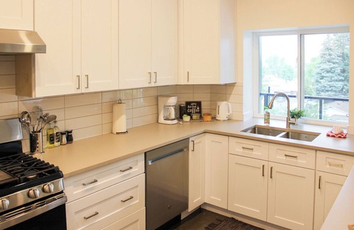 Okanagan-Similkameen Apartamento | Wine Country Retreat - Walk to Beach, Rooftop Views