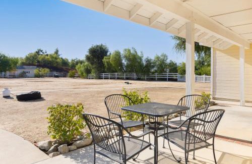 Temecula Casa | Wine Country Retreat Gorgeous Views Minutes to Wineries