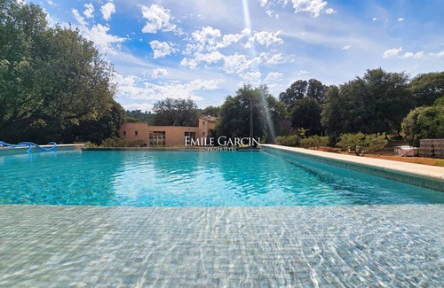 Meounes-les-Montrieux Casa | Wine-growing estate for rent in the Var, in the heart of Provence Verte