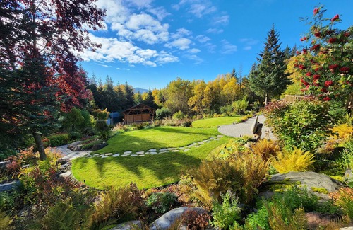 Kachemak Casa | Bay View 3 BDRM @ Bear Creek Winery