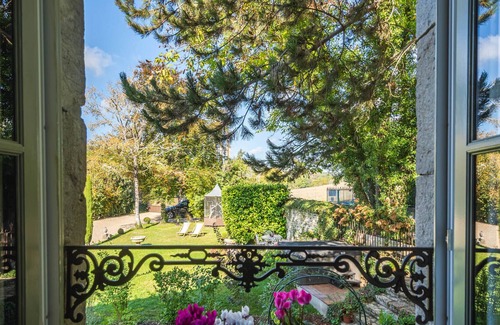 Curtil-Vergy Casa | Winegrower's house in the heart of the Burgundy vineyards